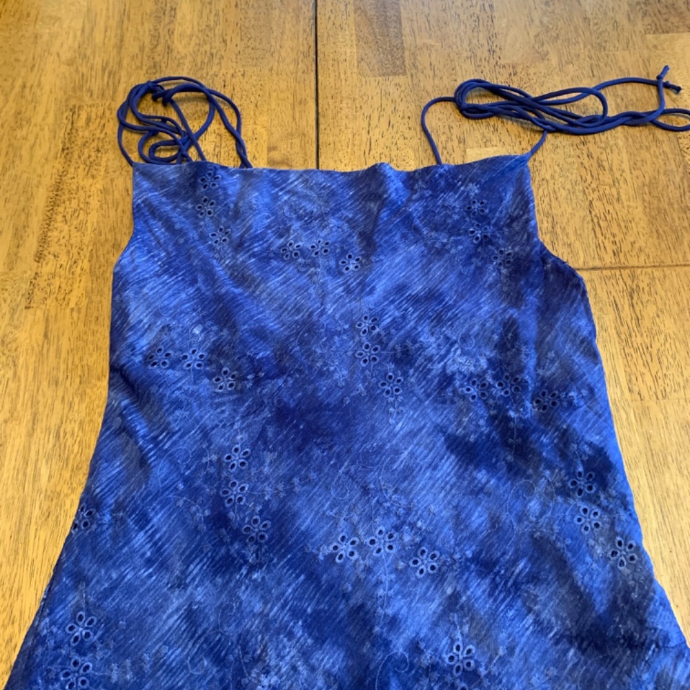 Dress - Picture 2 of 3